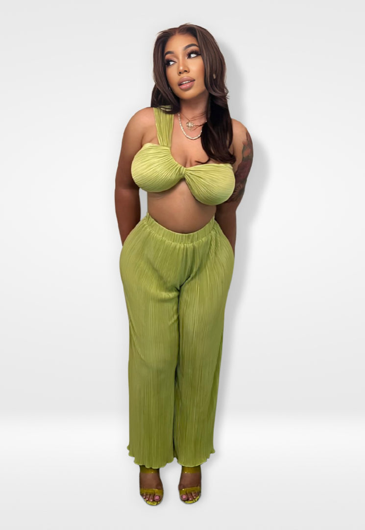 All Eyes On Me Green Pants Set